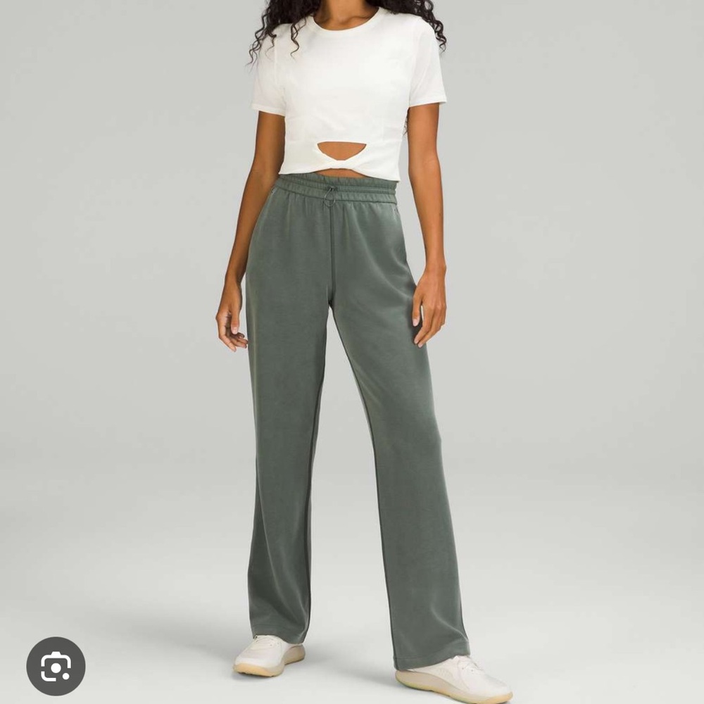 Soft stream ribbed Lululemon pants